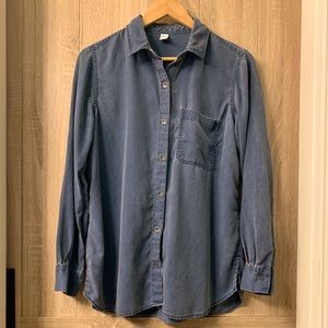 Old Navy Chambray Button Up